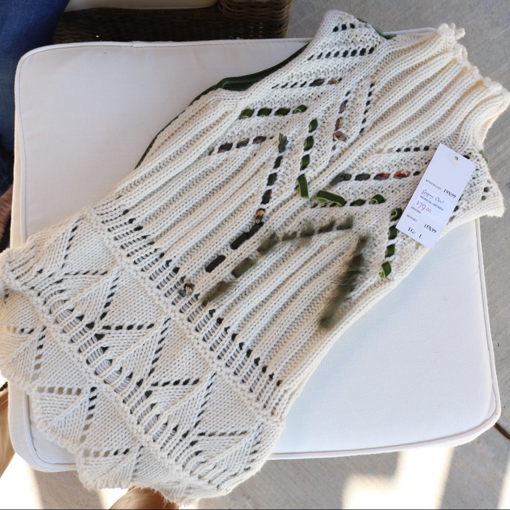 A beautiful Rinascimento knit top for fall :)